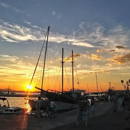 Apartments Batarilo Biograd Na Moru Bagian luar foto