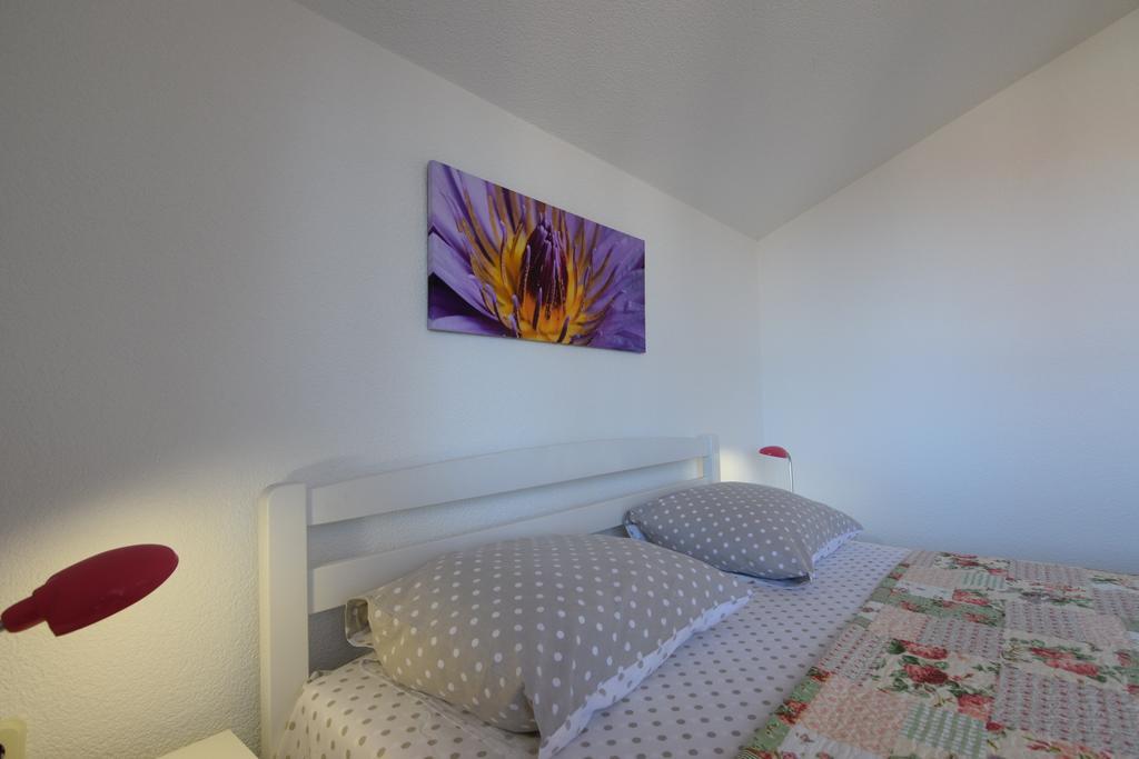 Apartments Batarilo Biograd Na Moru Bagian luar foto
