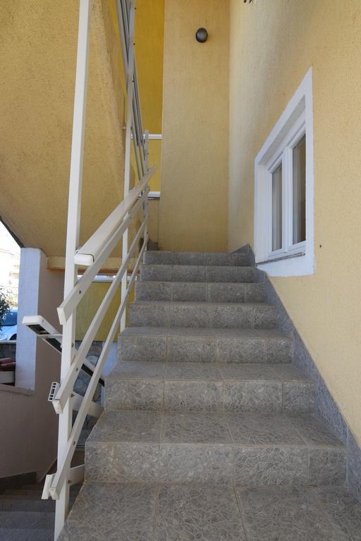Apartments Batarilo Biograd Na Moru Bagian luar foto