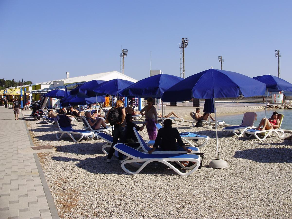 Apartments Batarilo Biograd Na Moru Bagian luar foto